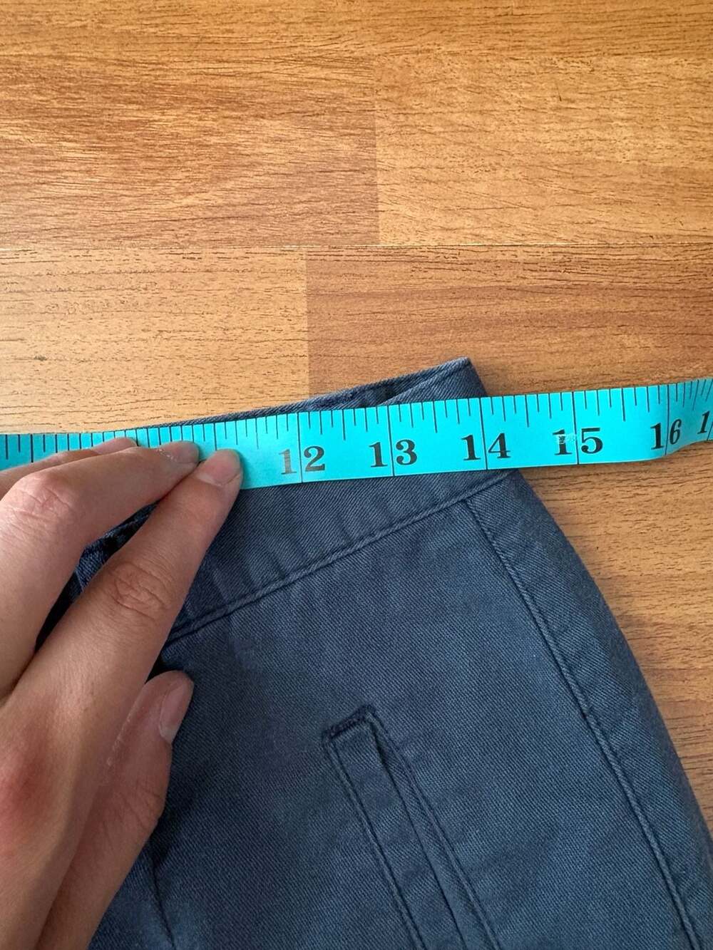 L.L. Bean Women's Plaid Flannel-Lined Chino Pants Size 10 - Picture 5 of 6